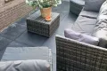 De tuin met tuin set